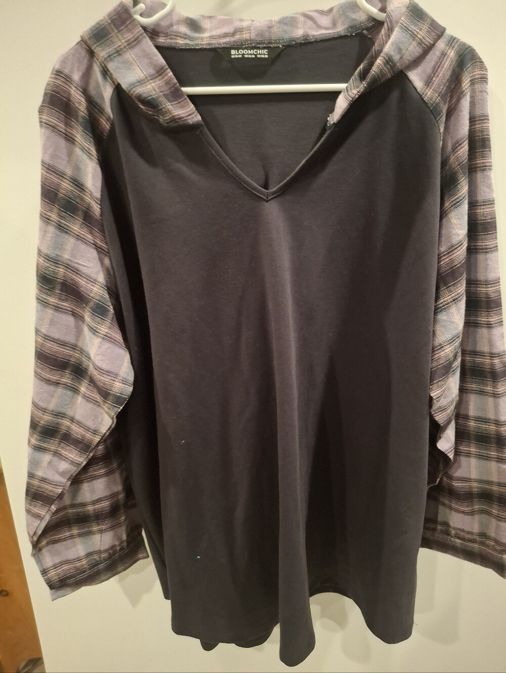BloomChic Black Hooded Raglan Shirt with Purple Plaid Sleeves